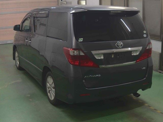 TOYOTA ALPHARD 2009
