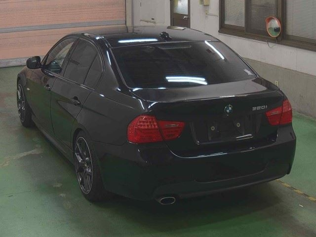 BMW 3 SERIES 2009