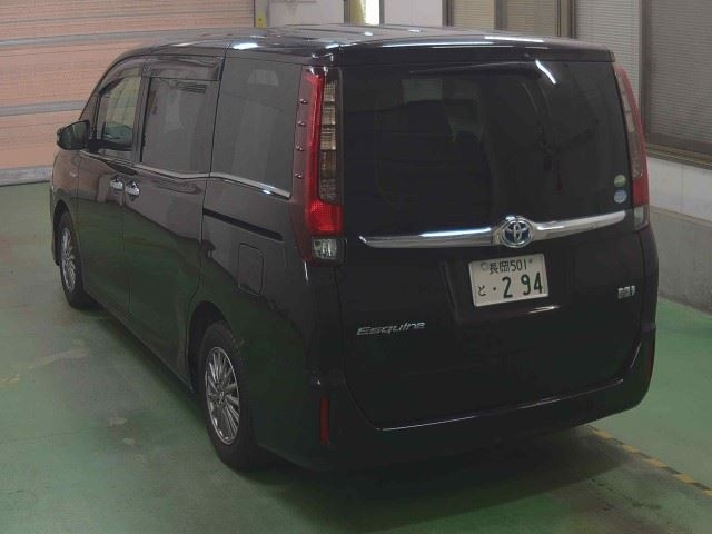 TOYOTA ESQUIRE 2015