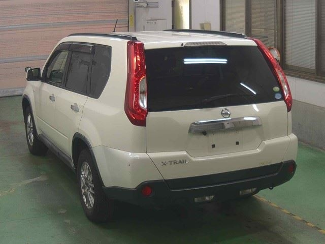 NISSAN X-TRAIL 2012