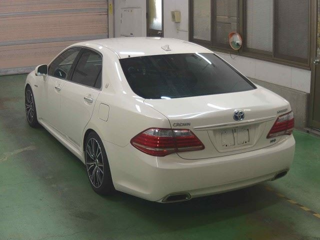 TOYOTA CROWN 2010