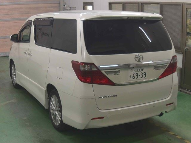 TOYOTA ALPHARD 2012