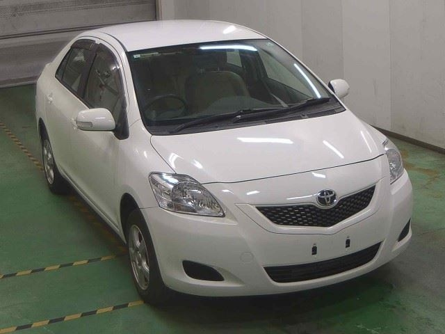 TOYOTA BELTA 2009