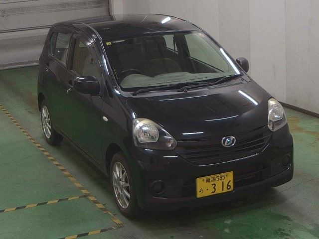DAIHATSU MIRA E S 2014