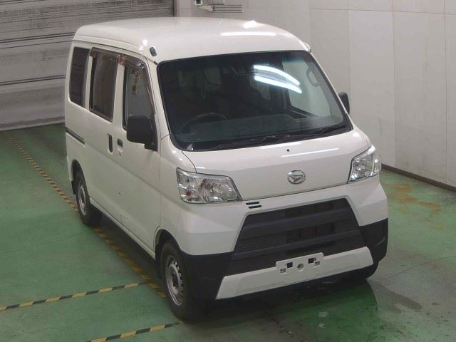 DAIHATSU HIJET VAN 2019