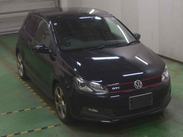 VOLKSWAGEN POLO 2012