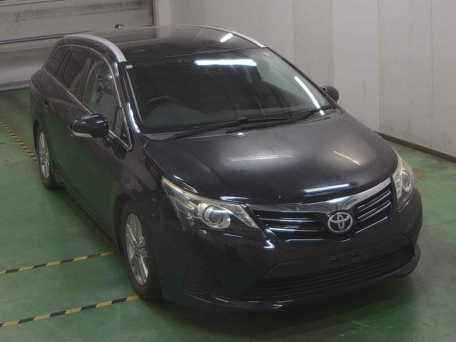 TOYOTA AVENSIS WAGON 2012