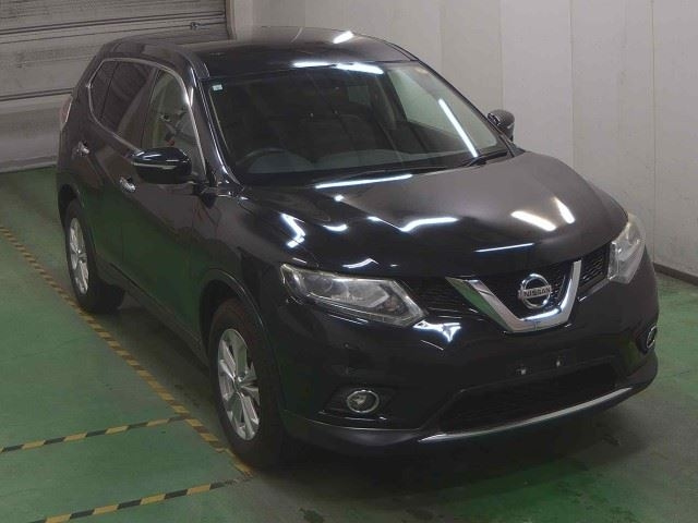 NISSAN X-TRAIL 2015