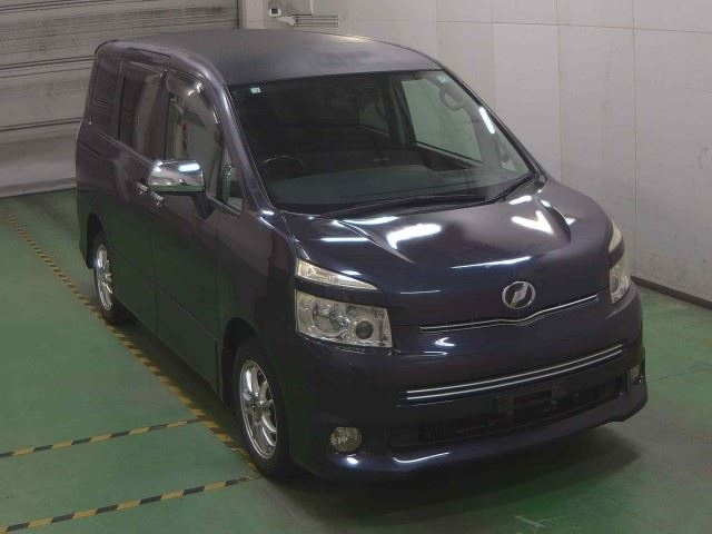TOYOTA VOXY 2008