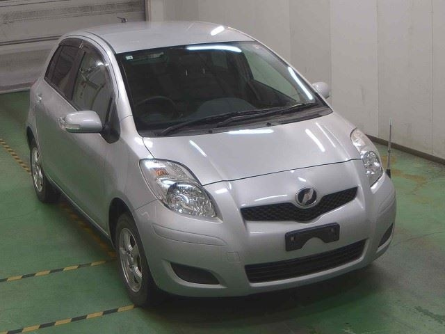 TOYOTA VITZ 2008
