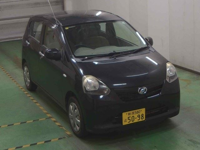 DAIHATSU MIRA E S 2012