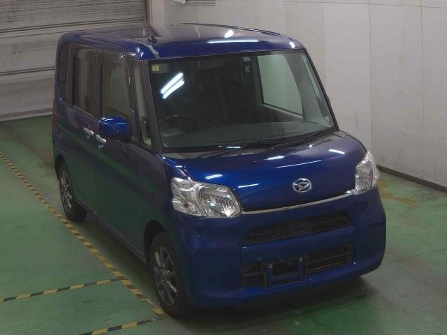 DAIHATSU TANTO 2016