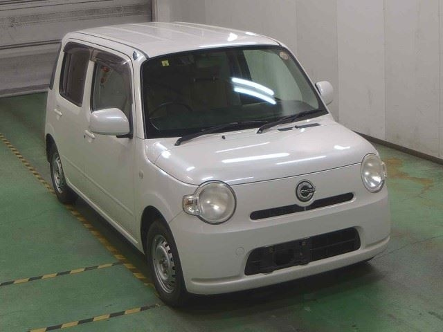 DAIHATSU MIRA 2010