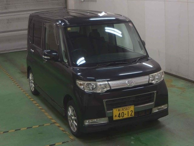 DAIHATSU TANTO 2008