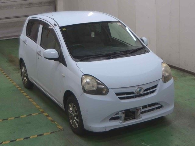 DAIHATSU MIRA E S 2011
