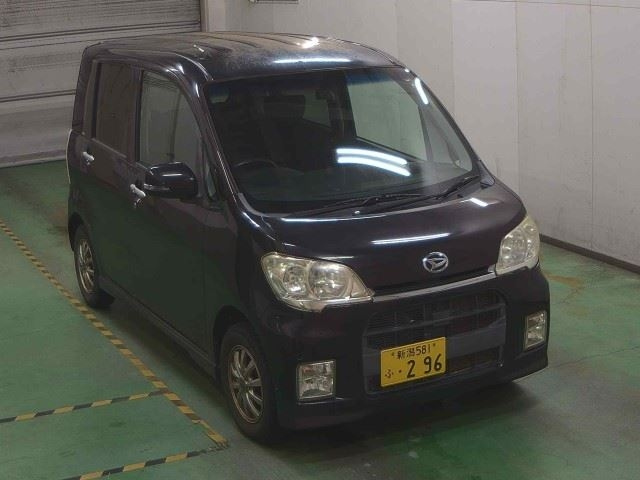 DAIHATSU TANTO EXE 2010