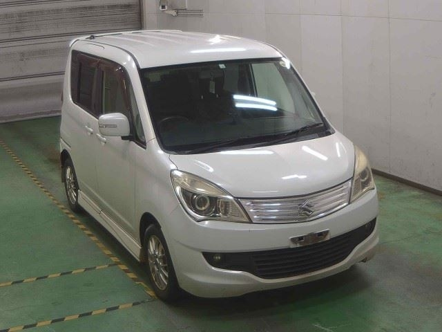SUZUKI SOLIO 2012