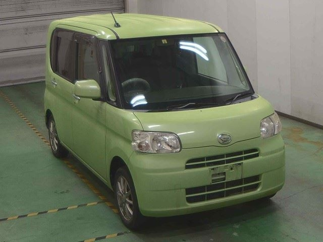 DAIHATSU TANTO 2012