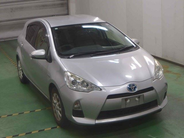 TOYOTA AQUA 2014
