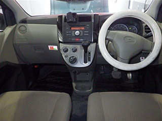 DAIHATSU MIRA 2010