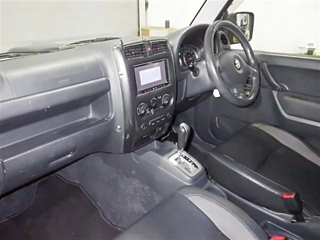 SUZUKI JIMNY 2011