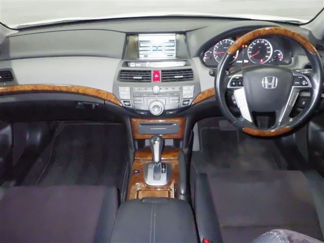 HONDA INSPIRE 2010
