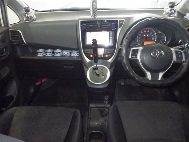 TOYOTA RACTIS 2016