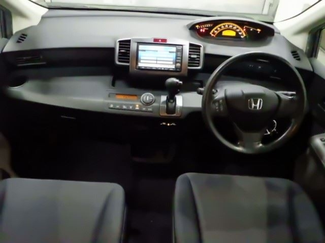 HONDA FREED 2008