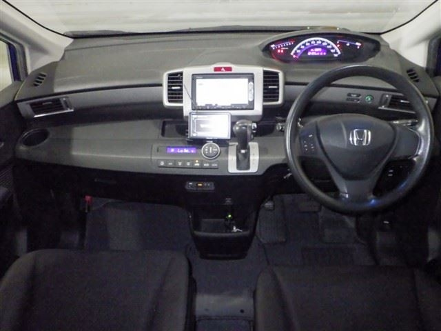 HONDA FREED 2014