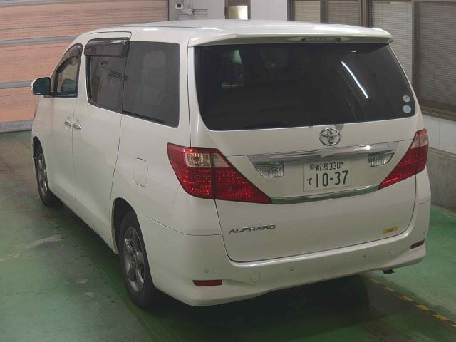 TOYOTA ALPHARD 2009