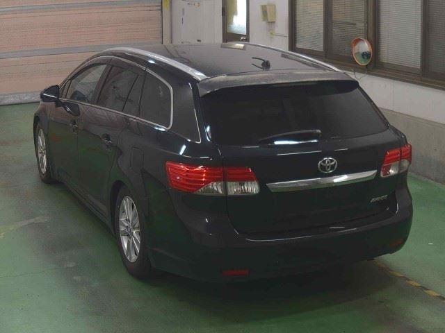 TOYOTA AVENSIS WAGON 2012