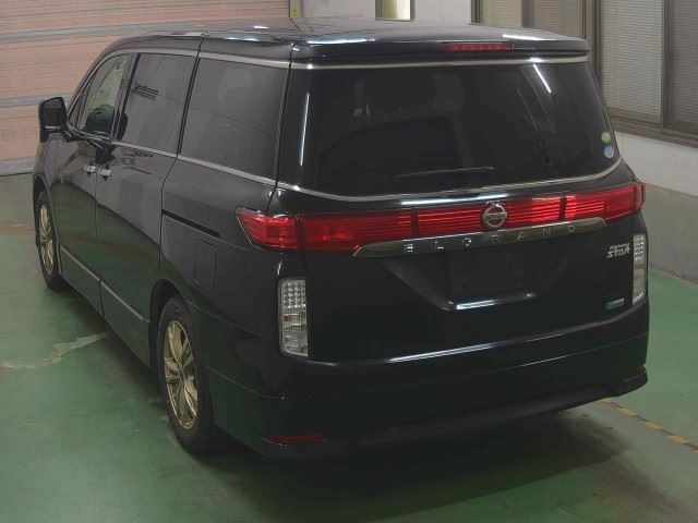 NISSAN ELGRAND 2012