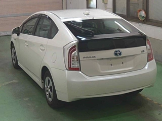 TOYOTA PRIUS 2013