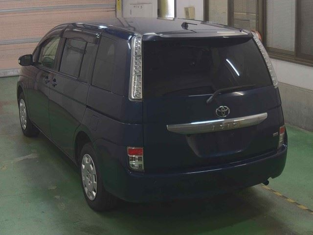 TOYOTA ISIS 2012