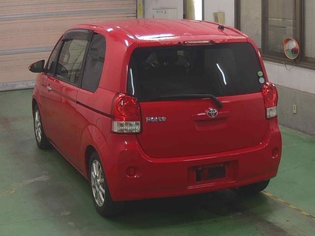 TOYOTA PORTE 2014