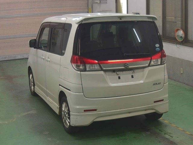 SUZUKI SOLIO 2012