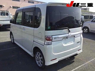 DAIHATSU TANTO 2009
