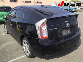 TOYOTA PRIUS 2012
