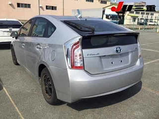 TOYOTA PRIUS 2015