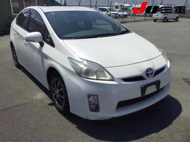 TOYOTA PRIUS 2010