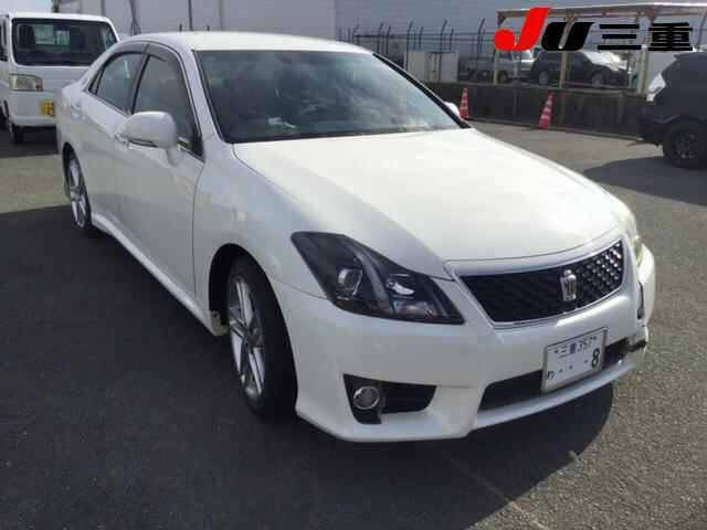 TOYOTA CROWN 2012
