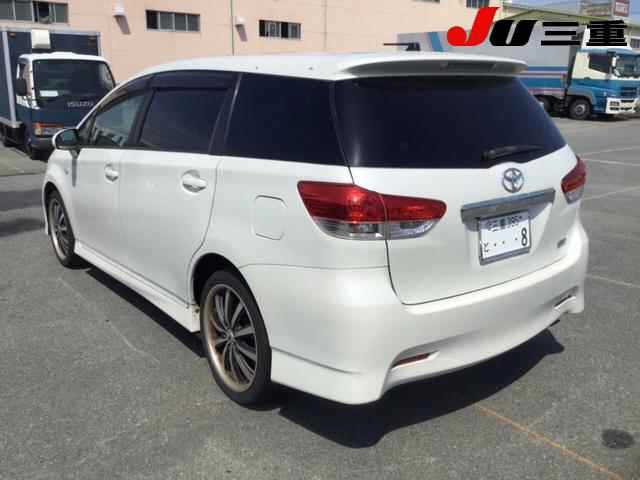 TOYOTA WISH 2009