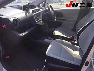TOYOTA AQUA 2014