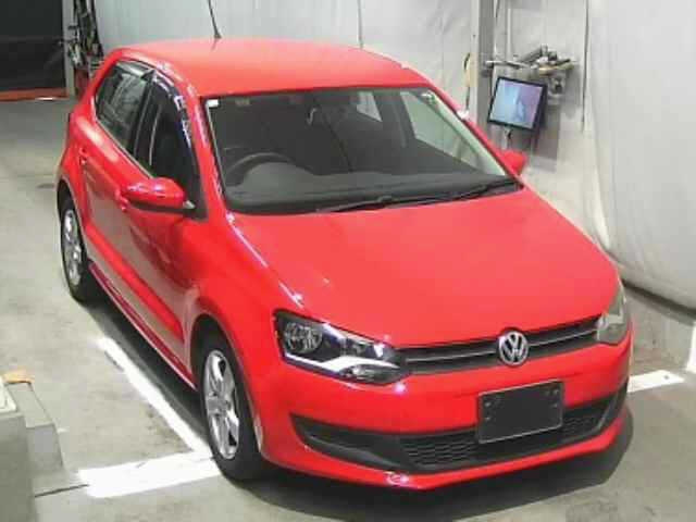 VOLKSWAGEN POLO 2010