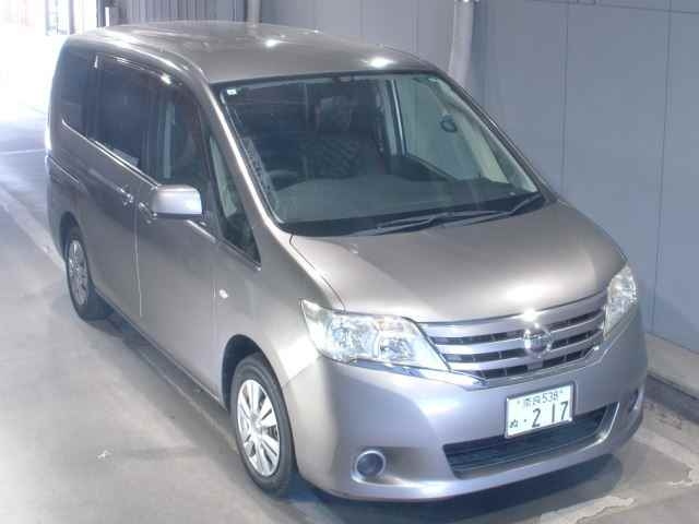 NISSAN SERENA 2011