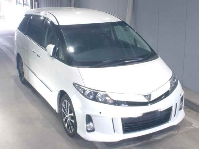 TOYOTA ESTIMA 2015