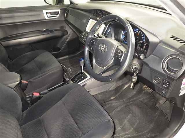 TOYOTA COROLLA AXIO 2013