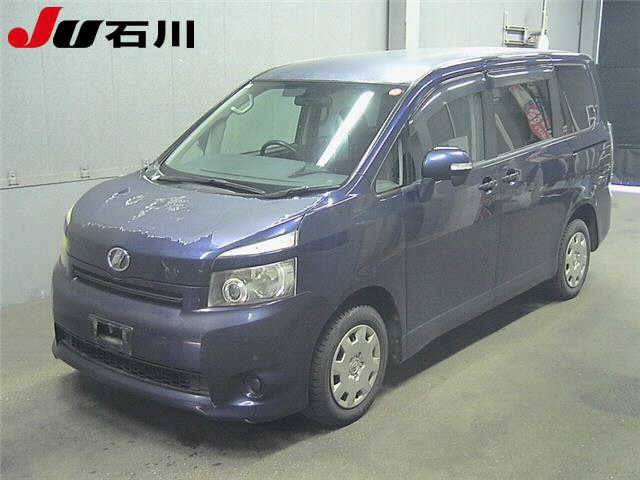 TOYOTA VOXY 2008