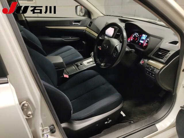 SUBARU LEGACY 2013