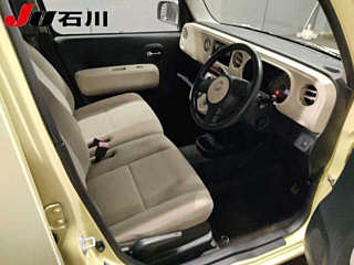 DAIHATSU MIRA 2010